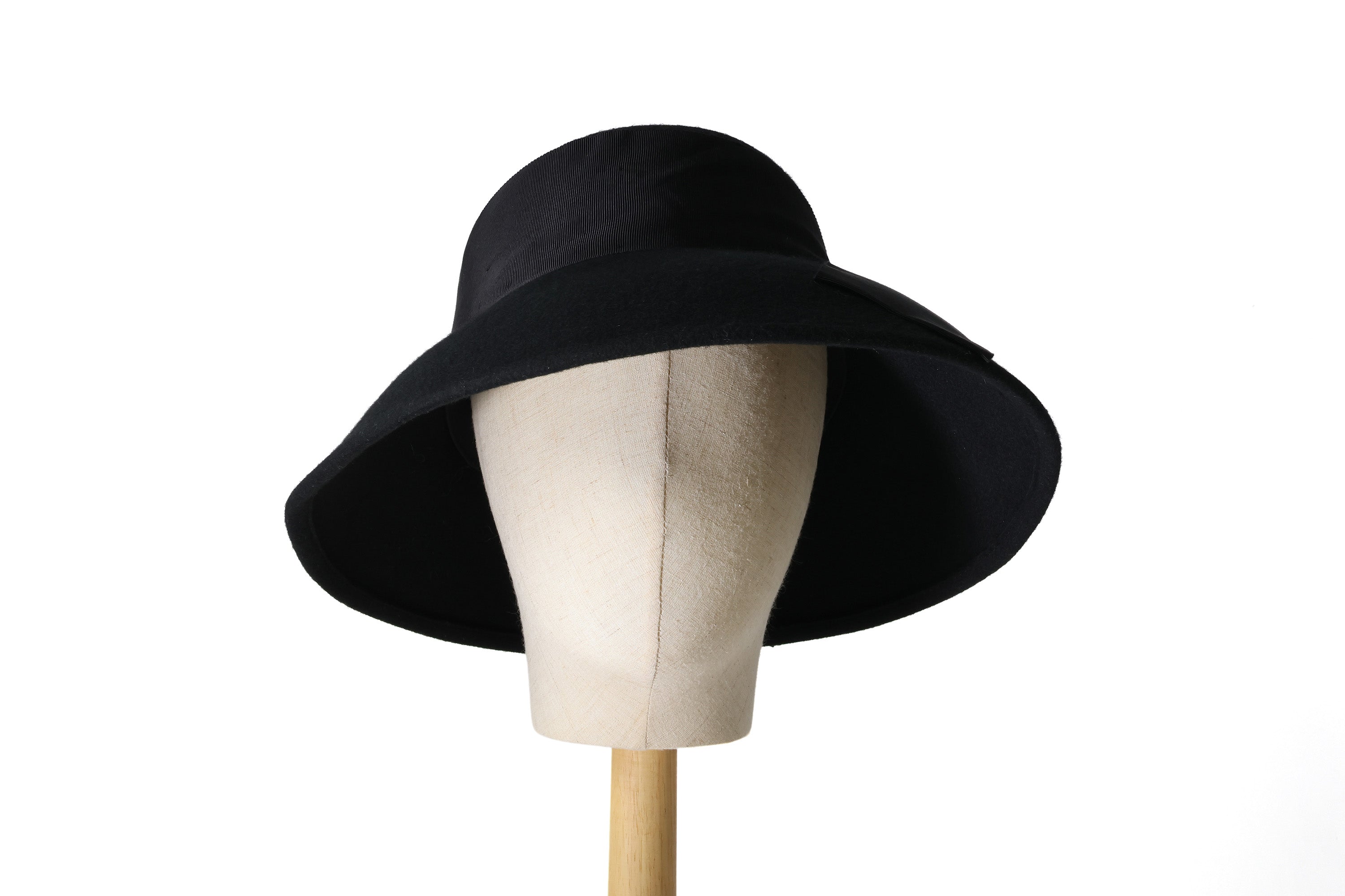 Grosgrain Cecil Black curved brim Audrey Hat Felt Black Hat