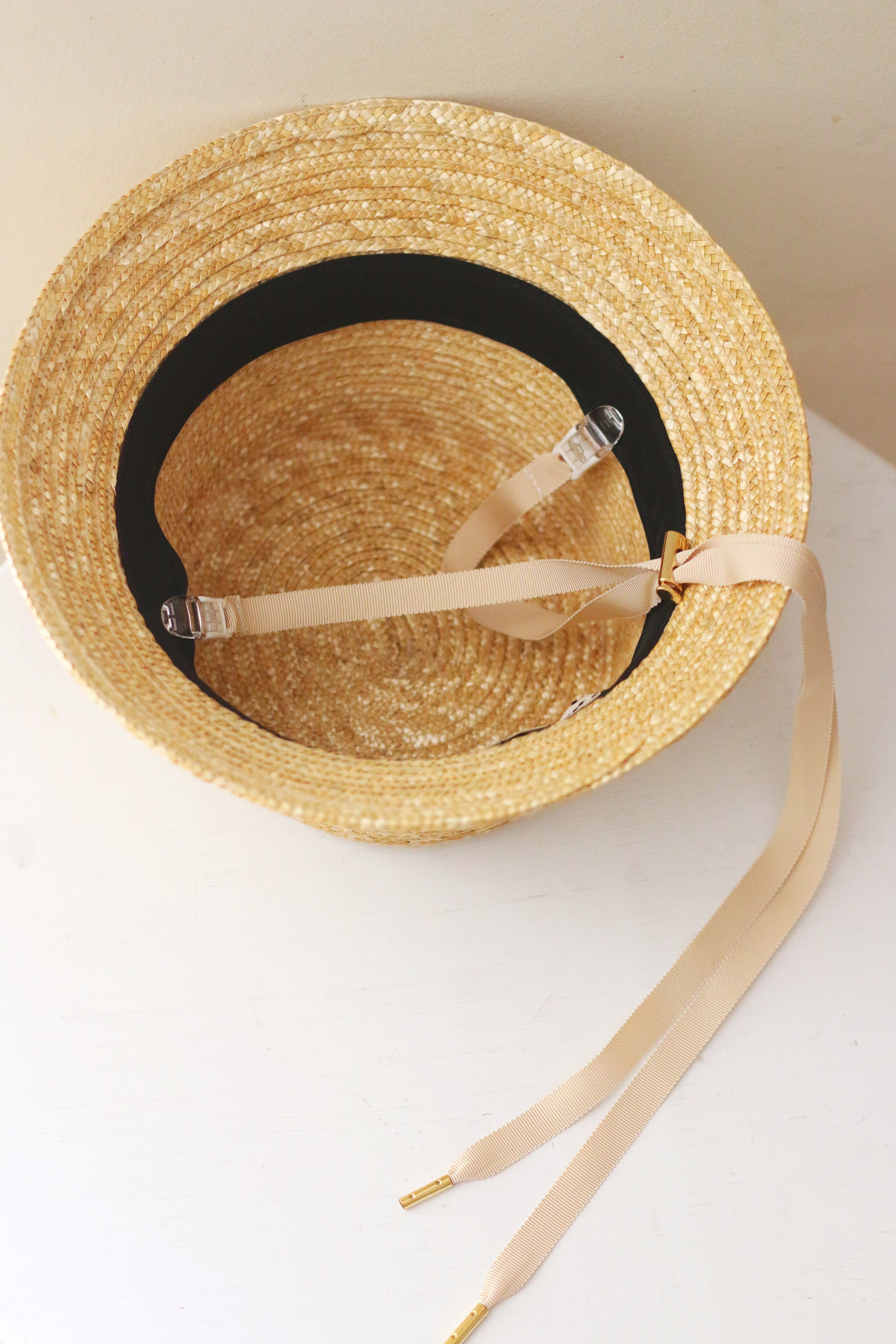Detachable Chin strap ribbons with clips for a hat