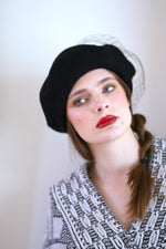 Load image into Gallery viewer, Grosgrain wool knit black beret with veiling
