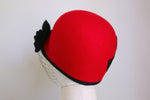 Load image into Gallery viewer, 1920s Inspired Scarlet Cloche with Black Roses
