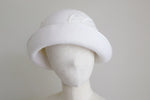 Muat gambar ke penampil Galeri, 1920s Inspired White Cloche for wedding
