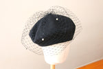 Lade das Bild in den Galerie-Viewer, Pearl dot veiling Black Wool Knit Beret -Grosgrain
