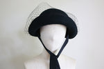 Cargar imagen en el visor de la galería, Black Wool Cloche with Veiling Grace
