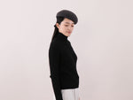 Charger l&#39;image dans la galerie, Charcoal wool felt button beret with chin strap ribbons
